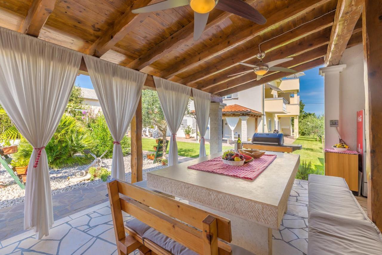 Guest House Antonella Malinska Εξωτερικό φωτογραφία