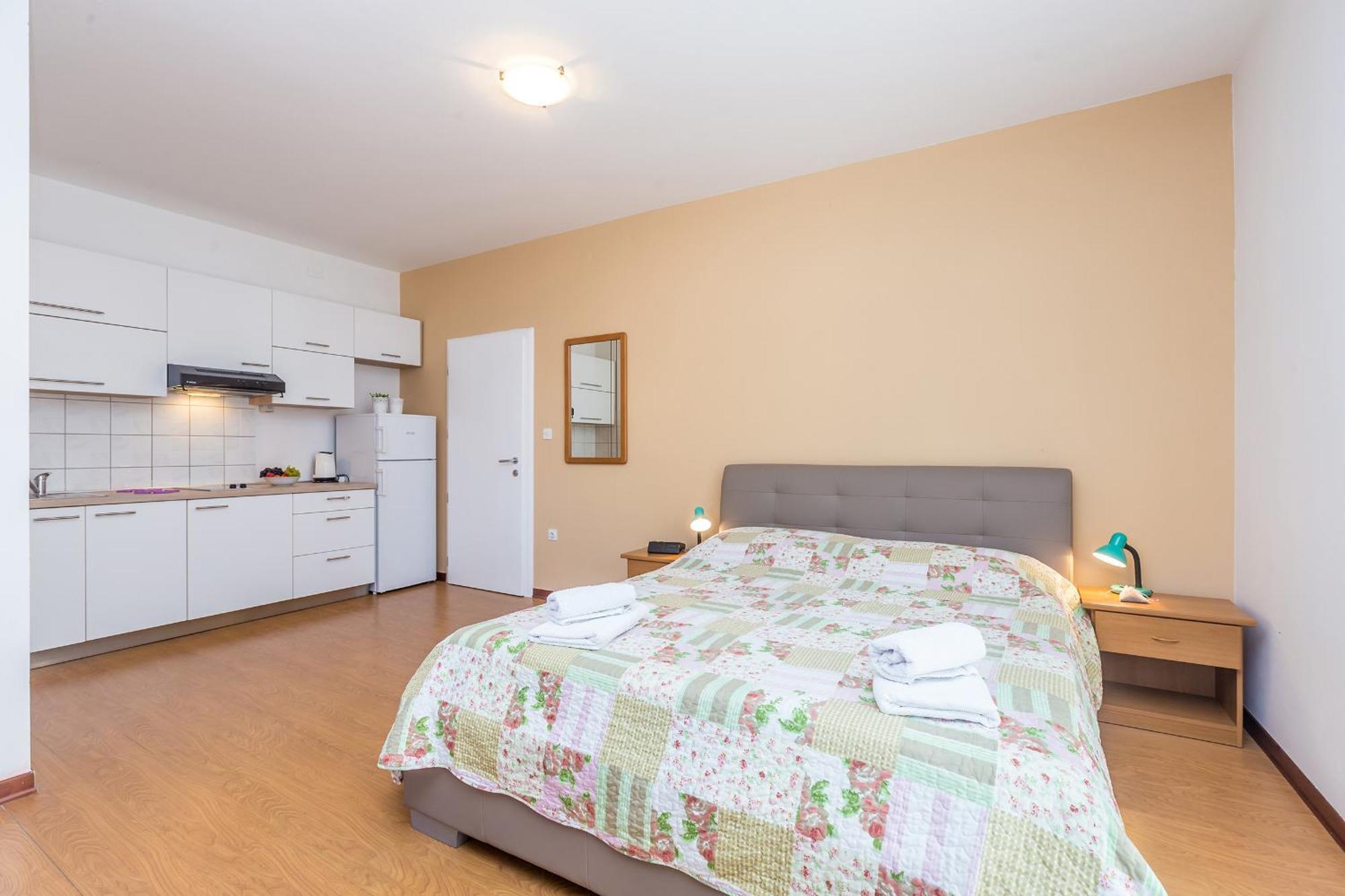 Guest House Antonella Malinska Εξωτερικό φωτογραφία